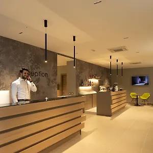 Hotel H21, Milán